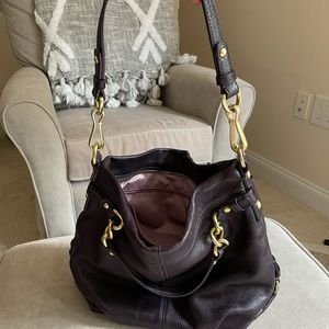 Coach leather hobo w gold hardware
